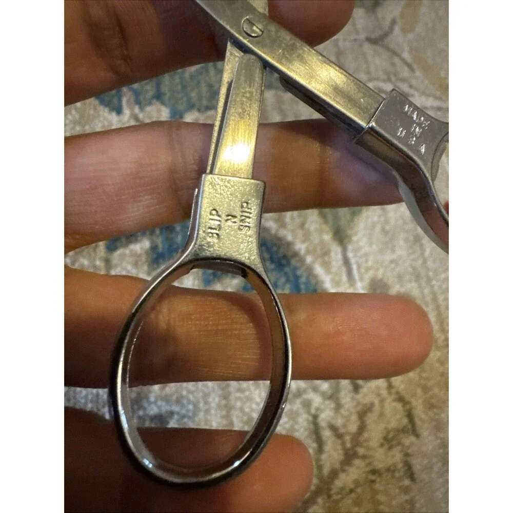 SLIP-N-SNIP Folding Scissors Vintage Folding Made In USA for Pocket or Purse